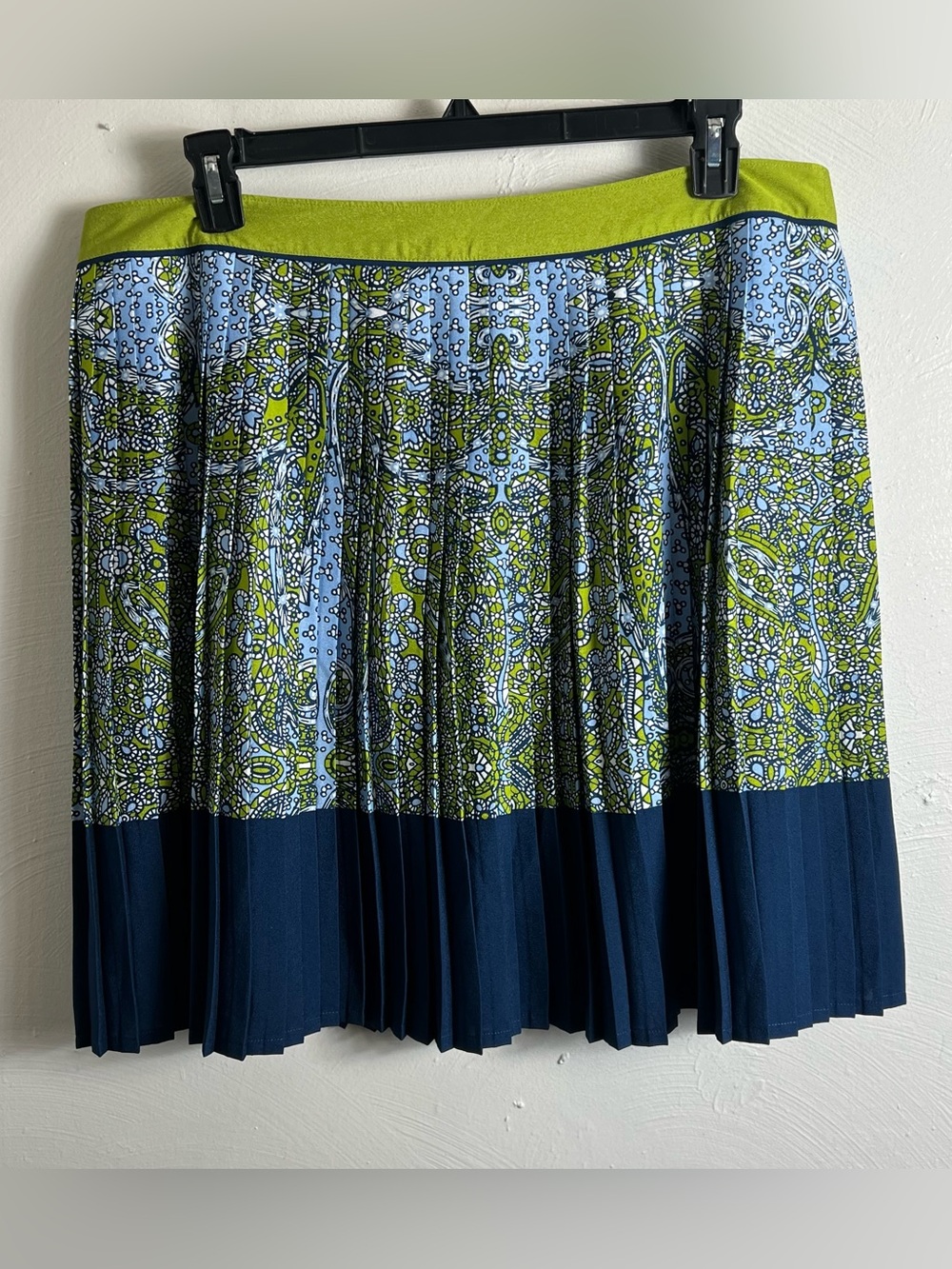 Lands End Paisley Blue and Green Pleated Skirt Size 18